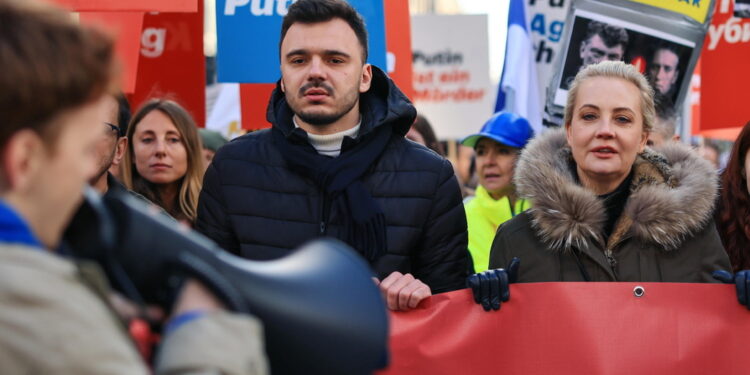 Slogan anche contro Trump. In piazza anche Navalnaja