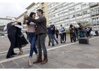 L'iniziativa lanciata da una danzatrice argentina