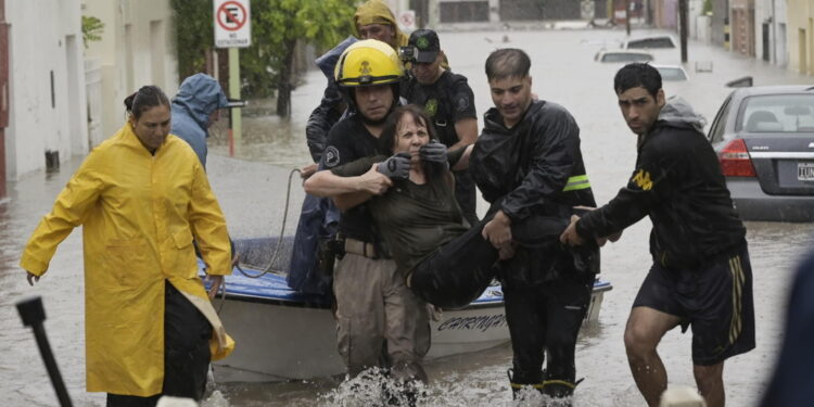 Alluvione a Bahia Blanca e Cerri