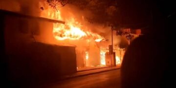 La tragedia causata da un'incendio doloso