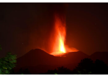 Tremore del vulcano in crescita