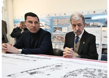 Il presidente rinnova la fiducia al suo assessore