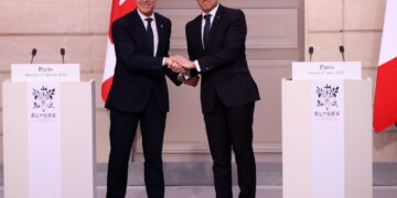 Presidente riceve nuovo premier canadese Carney a Parigi