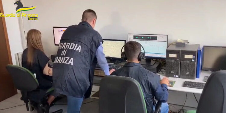 Operazione della guardia di finanza di Torino