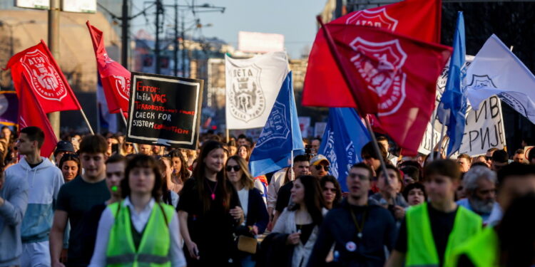 Incontra studenti contrari a protesta