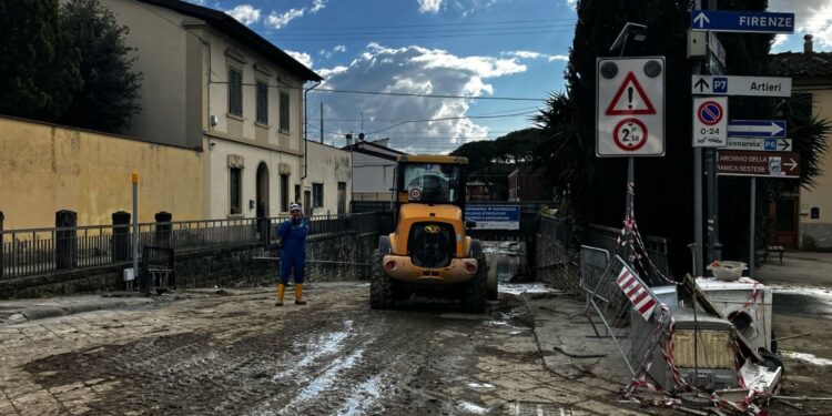 Frana interrompe la Panoramica per il Monte Morello