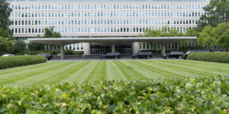 Tutte le strade adiacenti sono chiuse al traffico